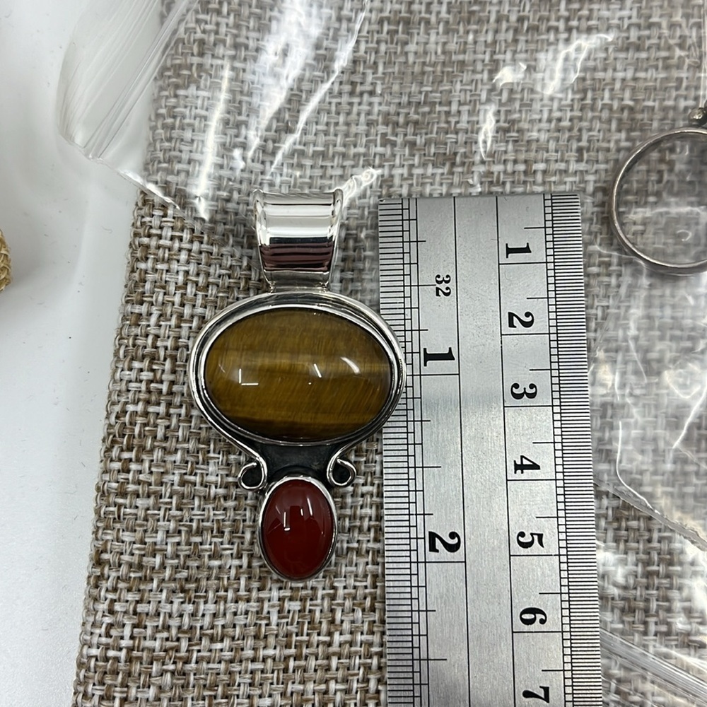 Vintage CII Mexico 925 Sterling Tiger's Eye & Carnelian Pendant Heavy 18.4g - Picture 12 of 16
